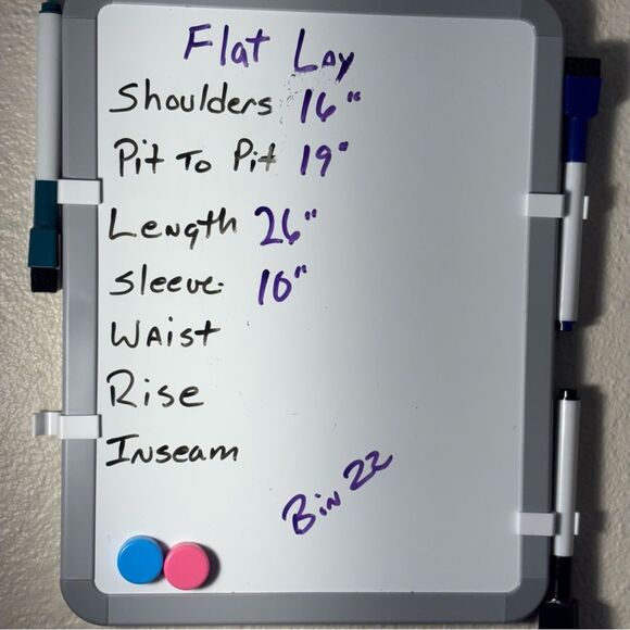 Xhilaration Gray and White Relaxed Tunic Top 3/4 Sleeves Lace back stretch. - Picture 10 of 10